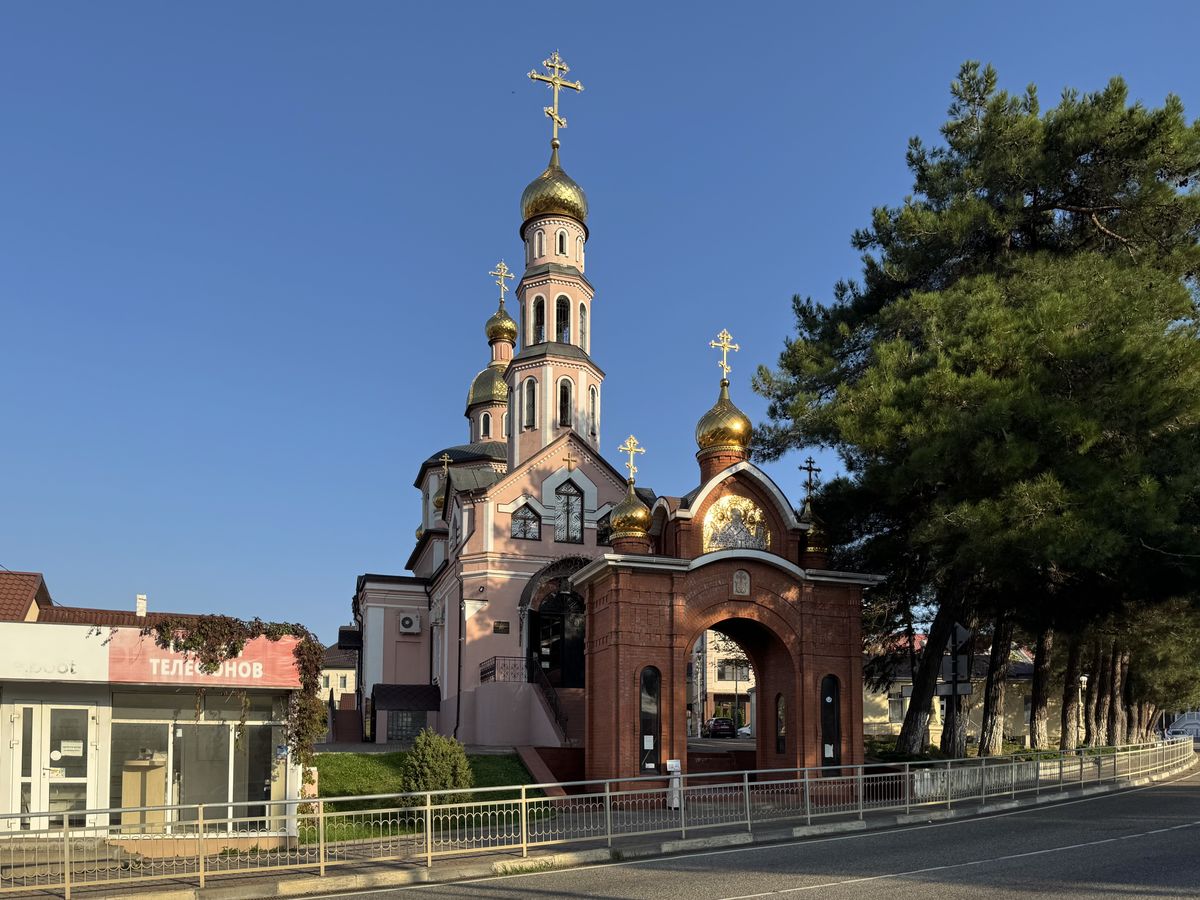 Вид с северо-запада, фасады. Церковь Николая Чудотворца, Архипо-Осиповка (Геленджик, город, Краснодарский край)