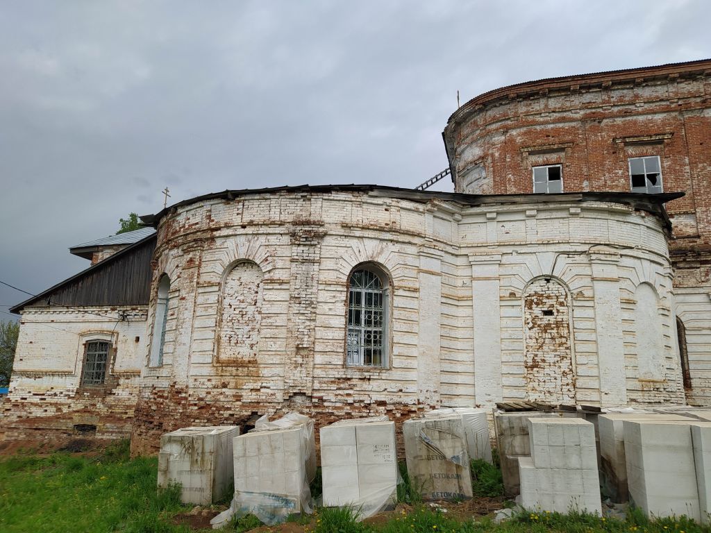 Церковь Владимирской иконы Божией Матери, Большая Соснова (Большесосновский район, Пермский край). архитектурные детали