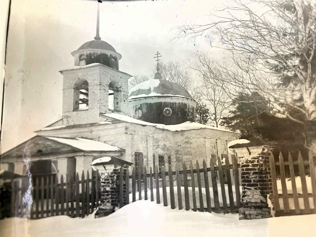 архивная фотография. Церковь Воздвижения Креста Господня, Сивинское (Алтынцы) (Большесосновский район, Пермский край)