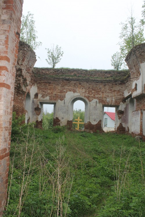Церковь Петра и Павла, Петропавловск (Большесосновский район, Пермский край). интерьер и убранство