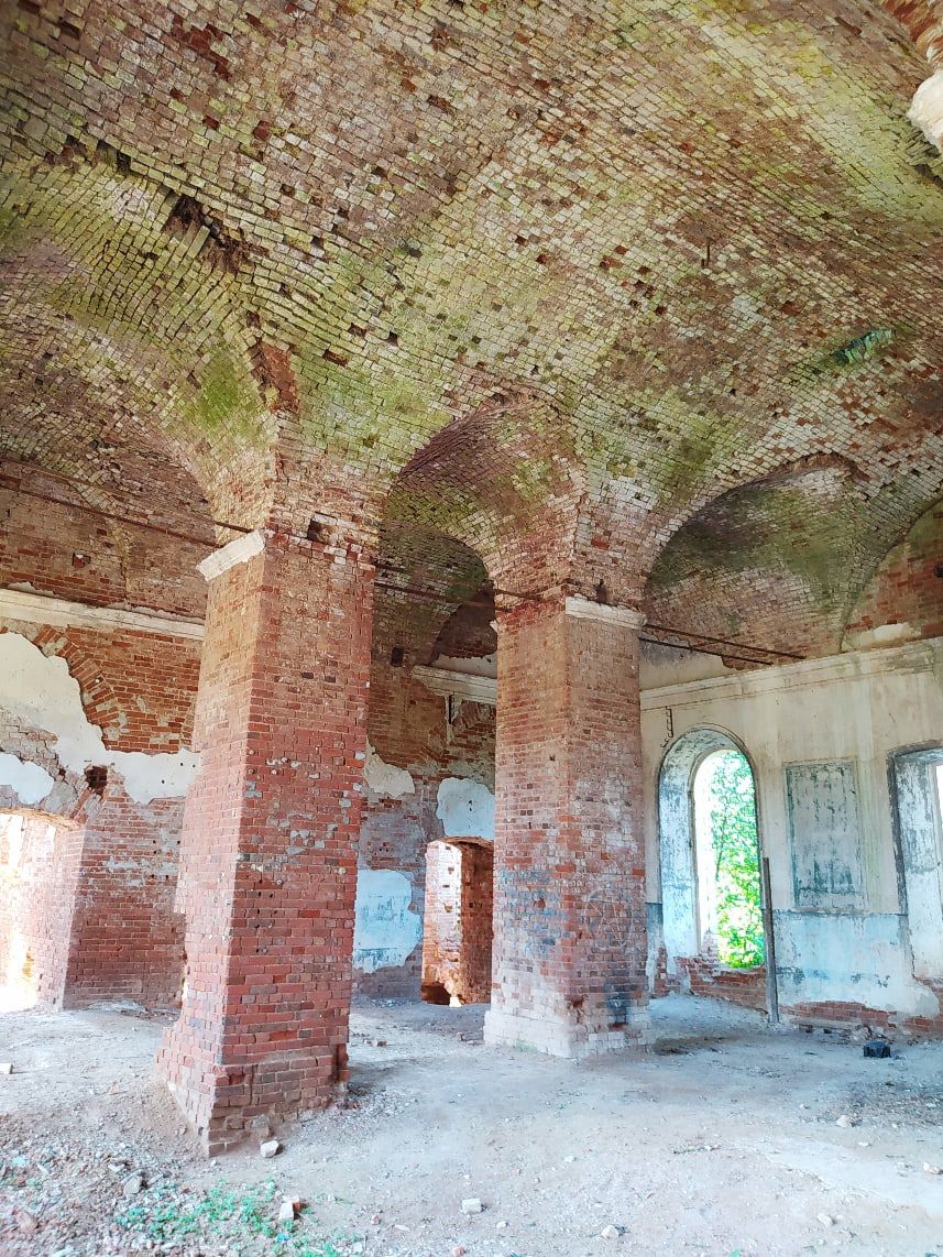 Церковь Петра и Павла, Петропавловск (Большесосновский район, Пермский край). интерьер и убранство