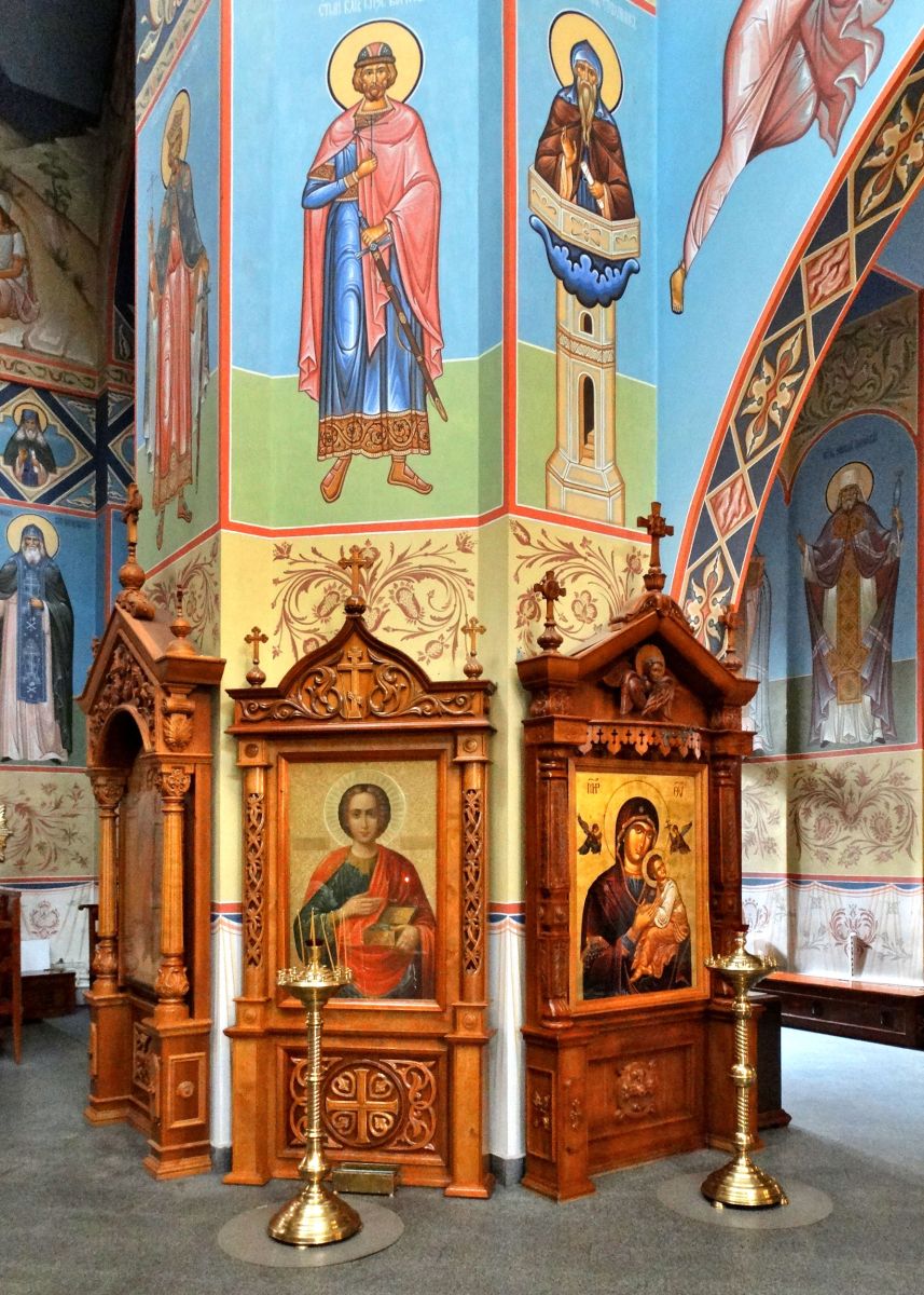 Иверский женский монастырь. Церковь Иверской иконы Божией Матери, Самара (Самара, город, Самарская область). интерьер и убранство