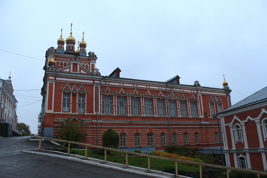 Самара. Иверский женский монастырь. Церковь Иерусалимской иконы Божией Матери. фасады