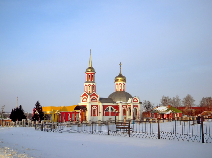Церковь Татианы великомученицы, Бобрава (Ракитянский район, Белгородская область). общий вид в ландшафте