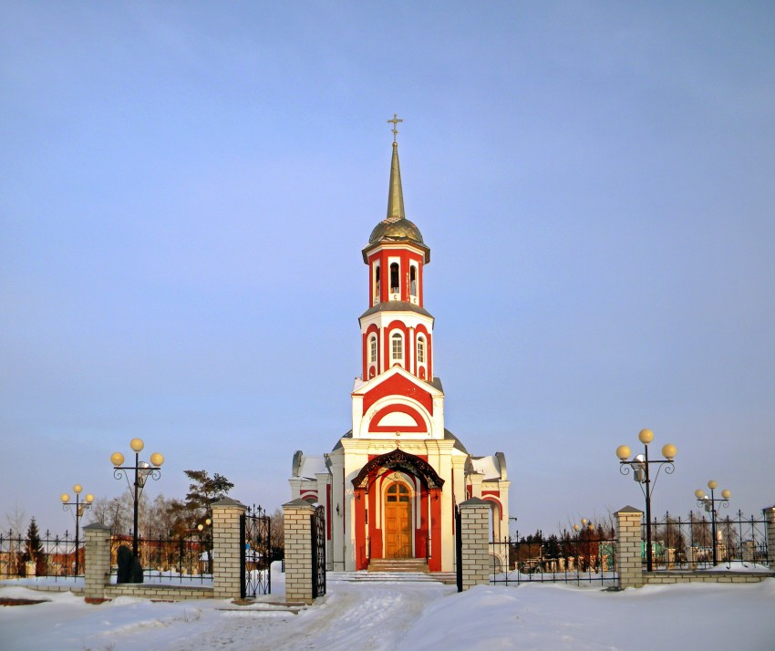 Церковь Татианы великомученицы, Бобрава (Ракитянский район, Белгородская область). общий вид в ландшафте
