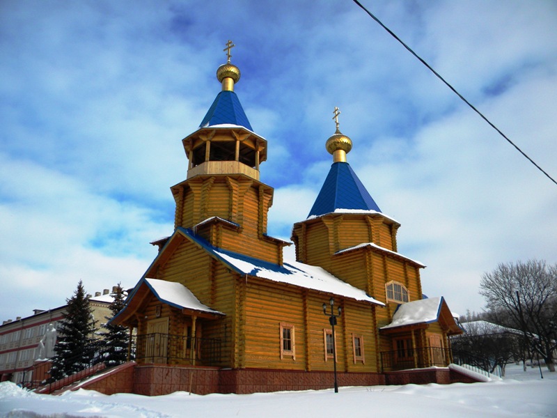 Весёлое. Церковь Николая Чудотворца. общий вид в ландшафте