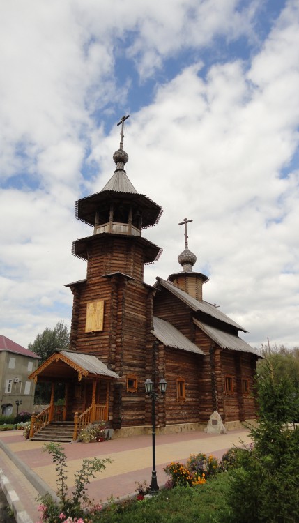 Церковь Ольги равноапостольной и Анастасии княжны, Старый Оскол (Старый Оскол, город, Белгородская область). фасады, Общий вид с юго-запада