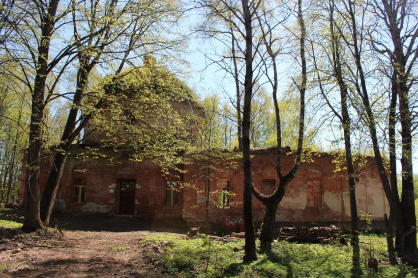 Церковь Казанской иконы Божией Матери, Маковцы (Дзержинский район, Калужская область). общий вид в ландшафте, Вид с севера