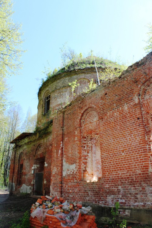 Церковь Казанской иконы Божией Матери, Маковцы (Дзержинский район, Калужская область). фасады, Фрагмент северного фасада