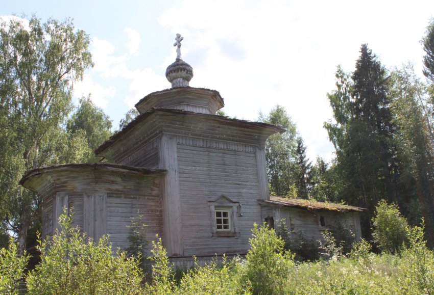 Церковь Илии Пророка, Фоминская (Васютинский погост, Дьяконцы) (Верхнетоемский район, Архангельская область). фасады