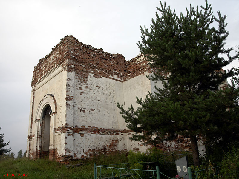 Бураково-Погост. Церковь Покрова Пресвятой Богородицы. фасады