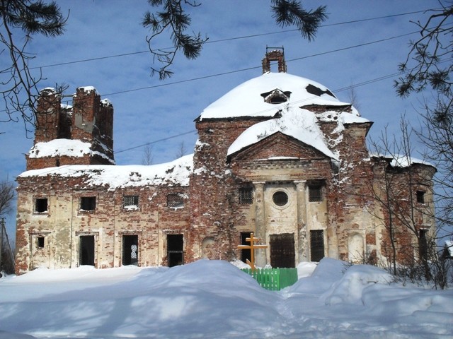 Усмынь. Церковь Спаса Преображения. фасады