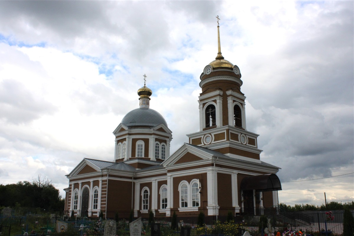 Бобрава. Церковь Покрова Пресвятой Богородицы. фасады