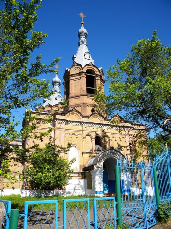 Ржава. Церковь Николая Чудотворца. общий вид в ландшафте