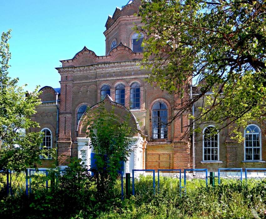 Ржава. Церковь Николая Чудотворца. фасады