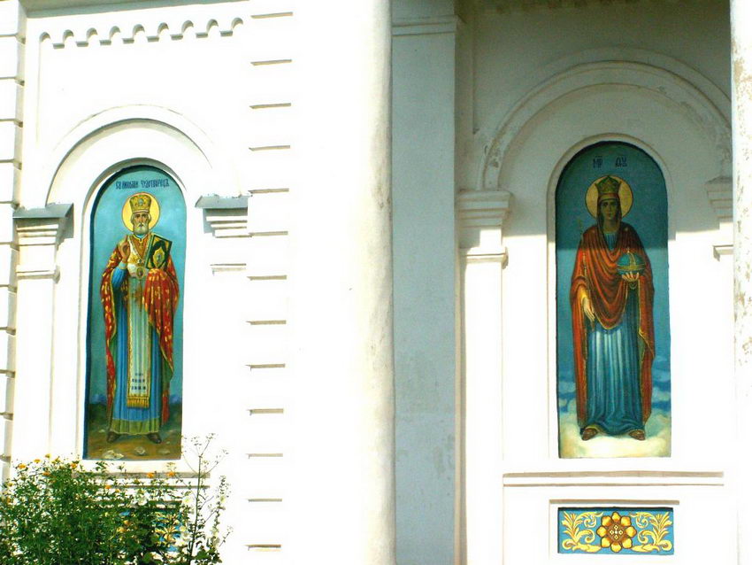 Церковь Рождества Пресвятой Богородицы, Долгие Буды (Беловский район, Курская область). архитектурные детали