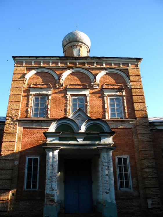 Церковь Рождества Пресвятой Богородицы, Гоптаровка (Беловский район, Курская область). фасады