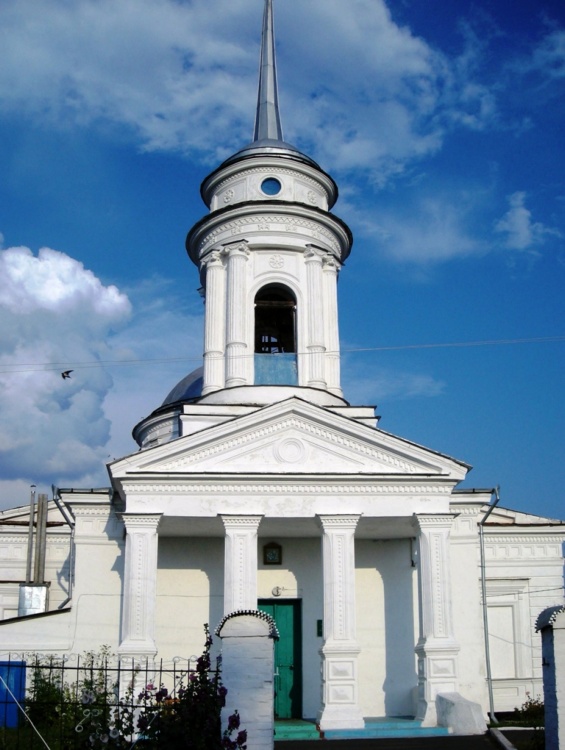 Церковь Троицы Живоначальной, Белая (Беловский район, Курская область). фасады