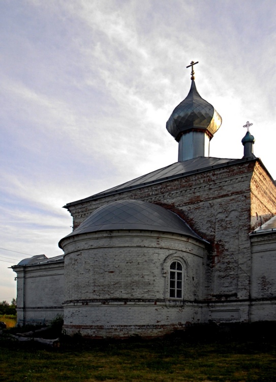 Церковь Георгия Победоносца, Малое Солдатское (Беловский район, Курская область). фасады