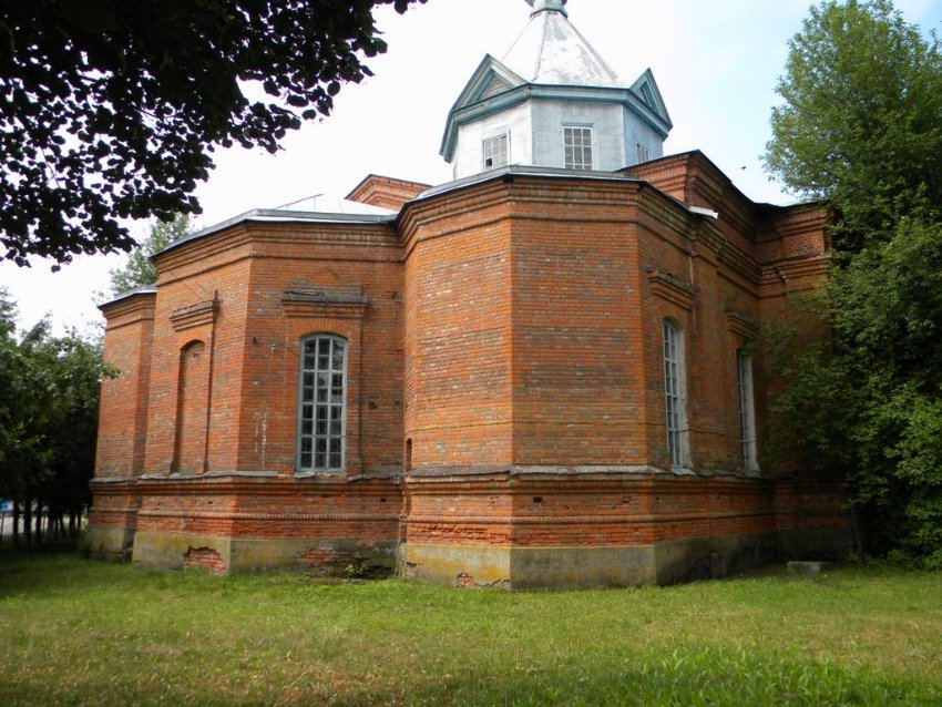 Церковь Покрова Пресвятой Богородицы, Алексеевка (Глушковский район, Курская область). общий вид в ландшафте