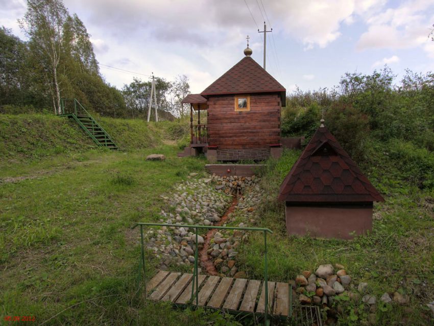 Часовня Серафима Саровского, Матрёнино (Волоколамский городской округ, Московская область). фасады