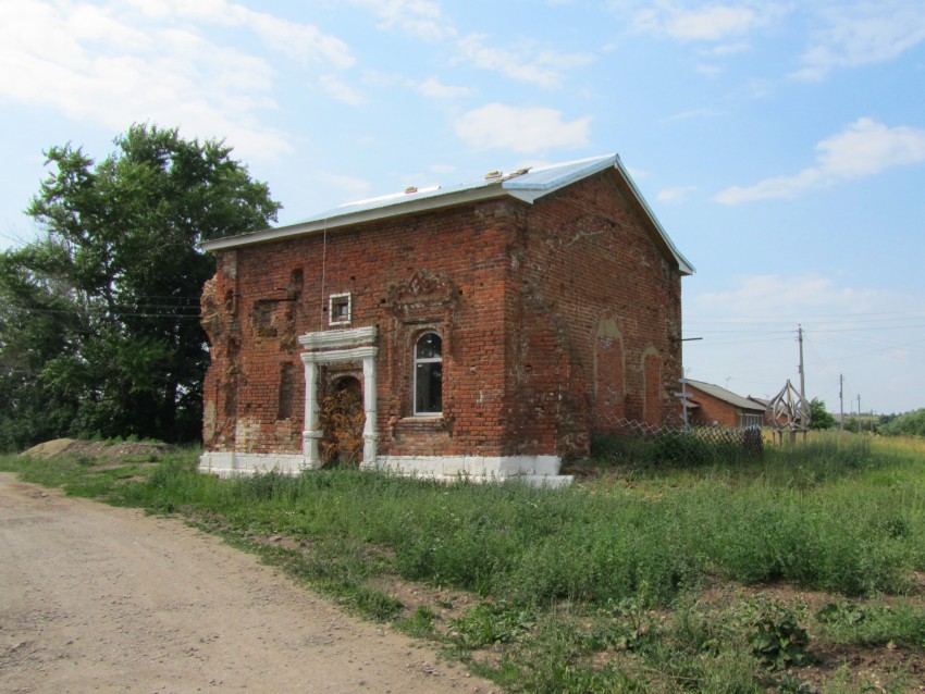 Церковь Троицы Живоначальной, Гати (Венёвский район, Тульская область). фасады, вид с юго-востока
