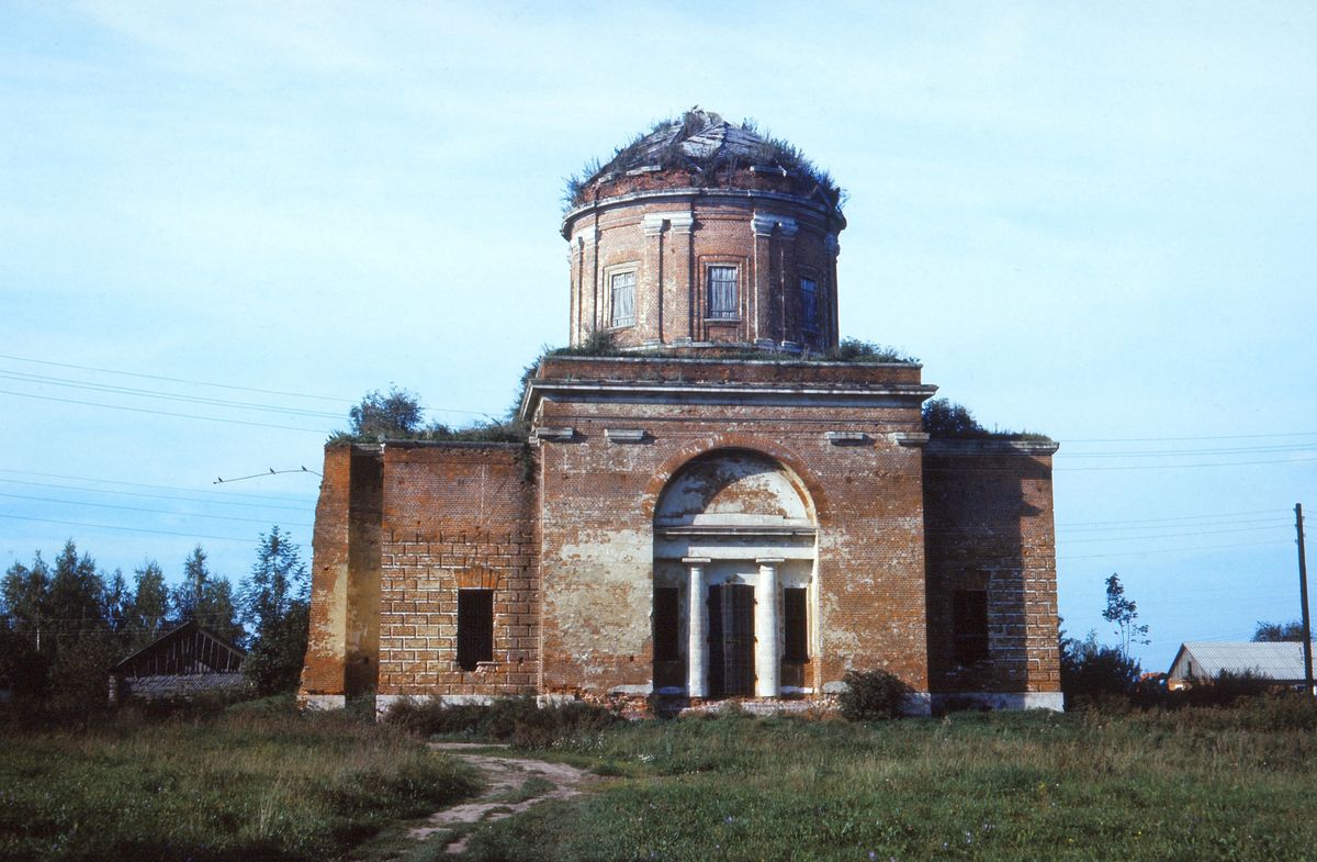 фасады. Церковь Михаила Архангела, Тулубьево (Венёвский район, Тульская область)
