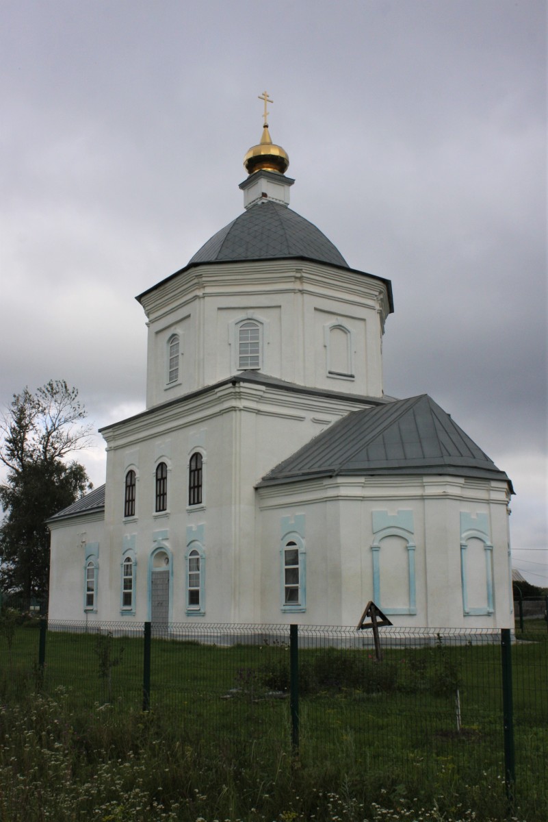 Церковь Покрова Пресвятой Богородицы, Жидеевка (Железногорский район, Курская область). фасады