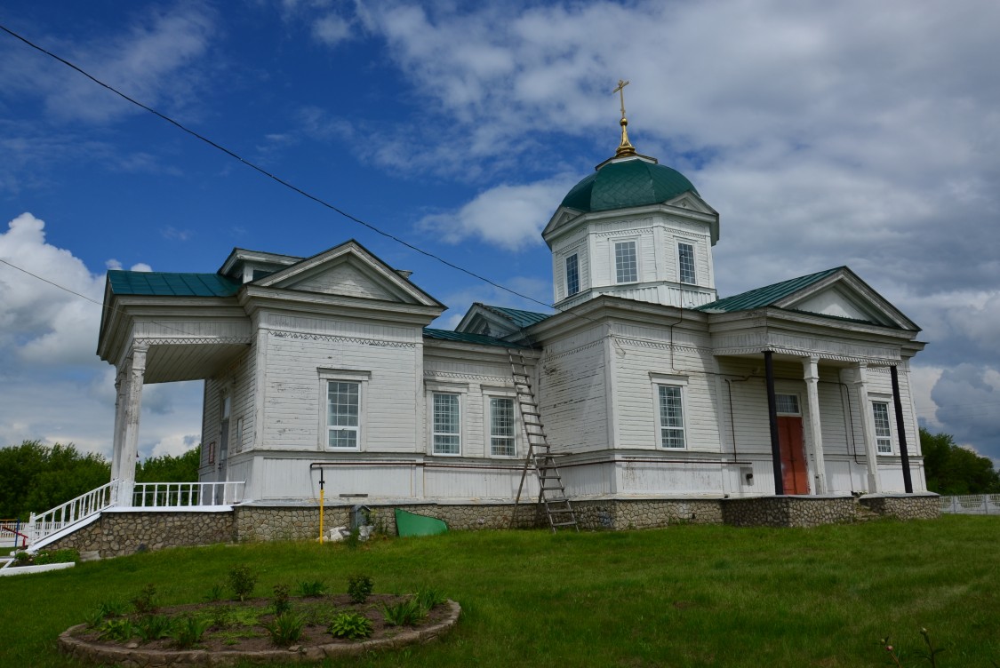 Романовка. Церковь Вознесения Господня. фасады