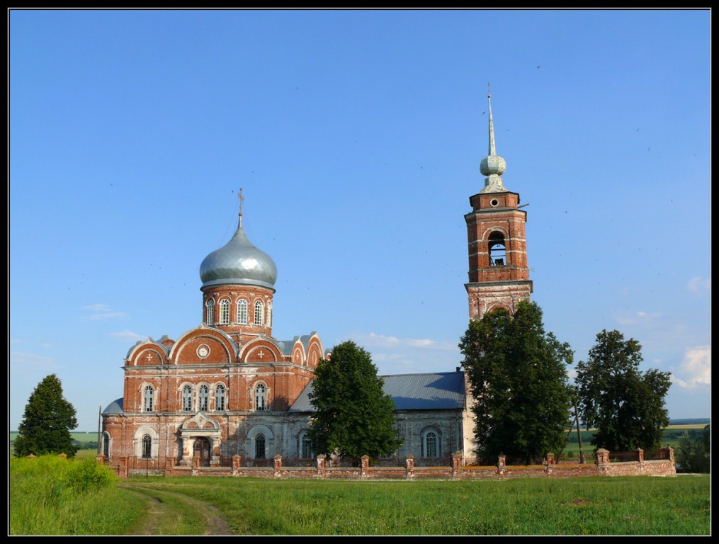 Церковь Рождества Христова, Ижеславль (Михайловский район, Рязанская область). фасады