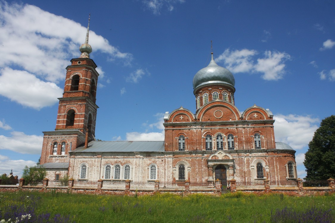 Ижеславль. Церковь Рождества Христова. фасады