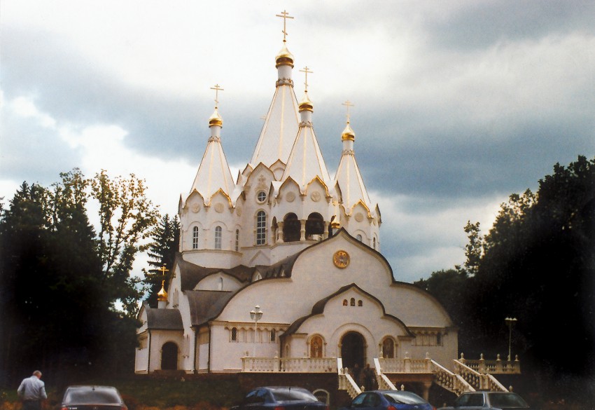 Церковь Новомучеников и исповедников Церкви Русской в Бутове (новая), Южное Бутово (Юго-Западный административный округ (ЮЗАО), г. Москва). фасады