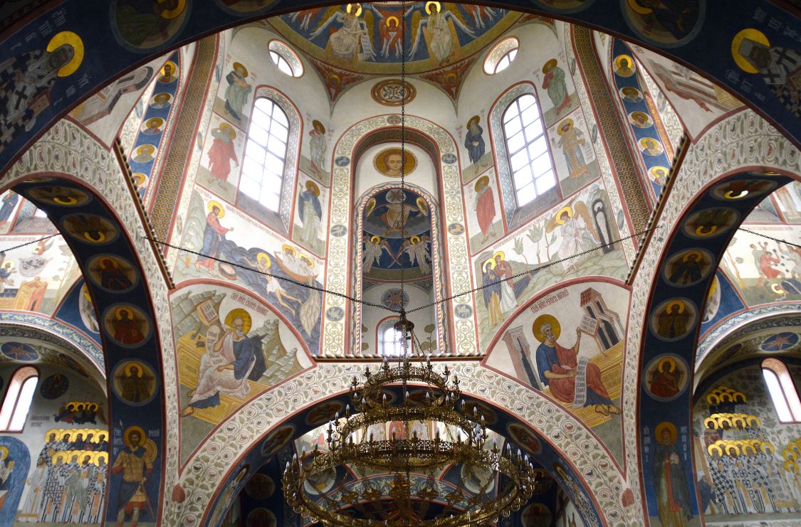 Церковь Новомучеников и исповедников Церкви Русской в Бутове (новая), Южное Бутово (Юго-Западный административный округ (ЮЗАО), г. Москва). интерьер и убранство