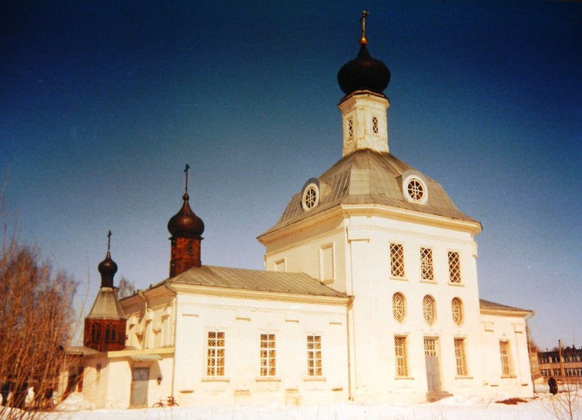 Церковь Рождества Христова, Мочилы (Серебряно-Прудский городской округ, Московская область). фасады