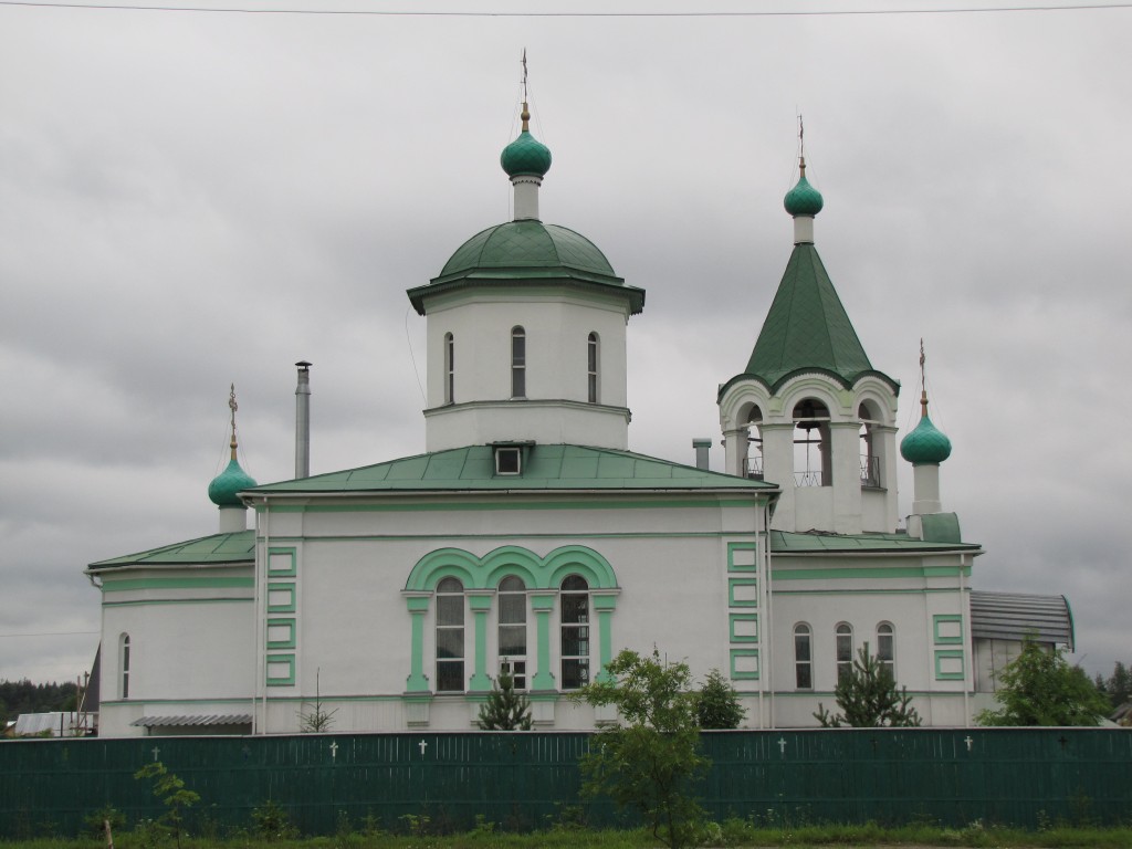 Харовск. Церковь Серафима Саровского. фасады