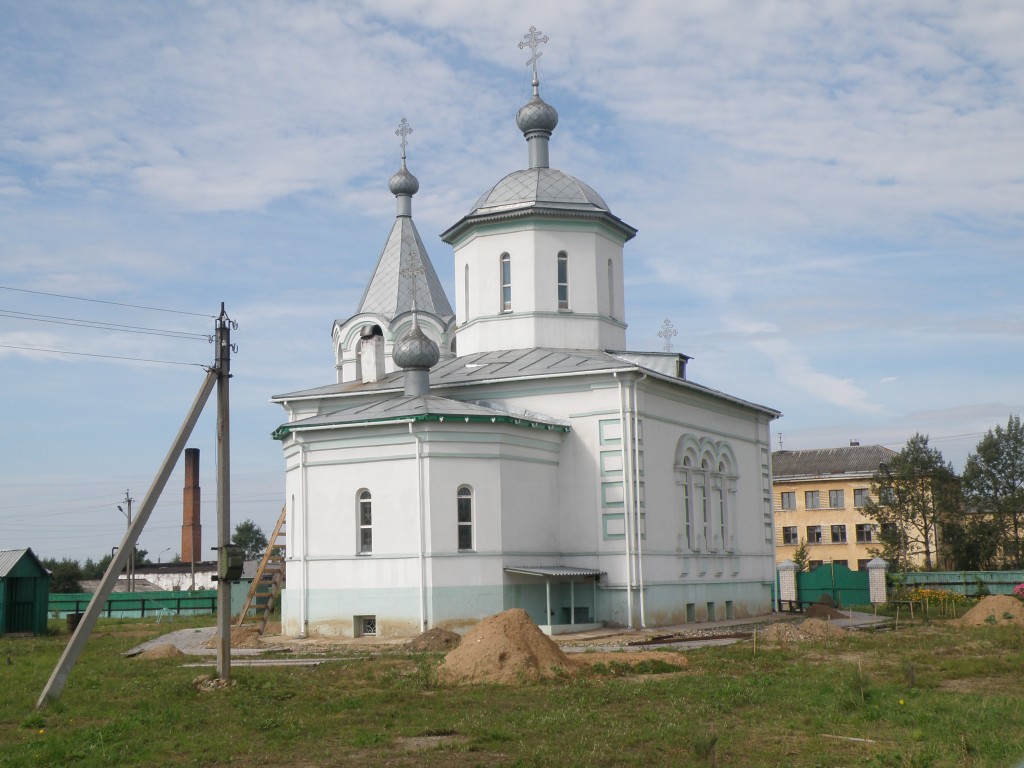 Церковь Серафима Саровского, Харовск (Харовский район, Вологодская область). фасады
