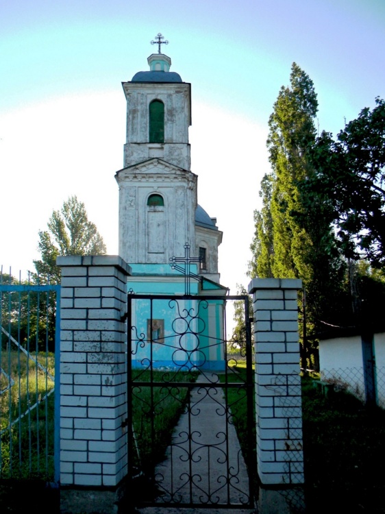 Церковь Покрова Пресвятой Богородицы, Красная Долина (Касторенский район, Курская область). фасады