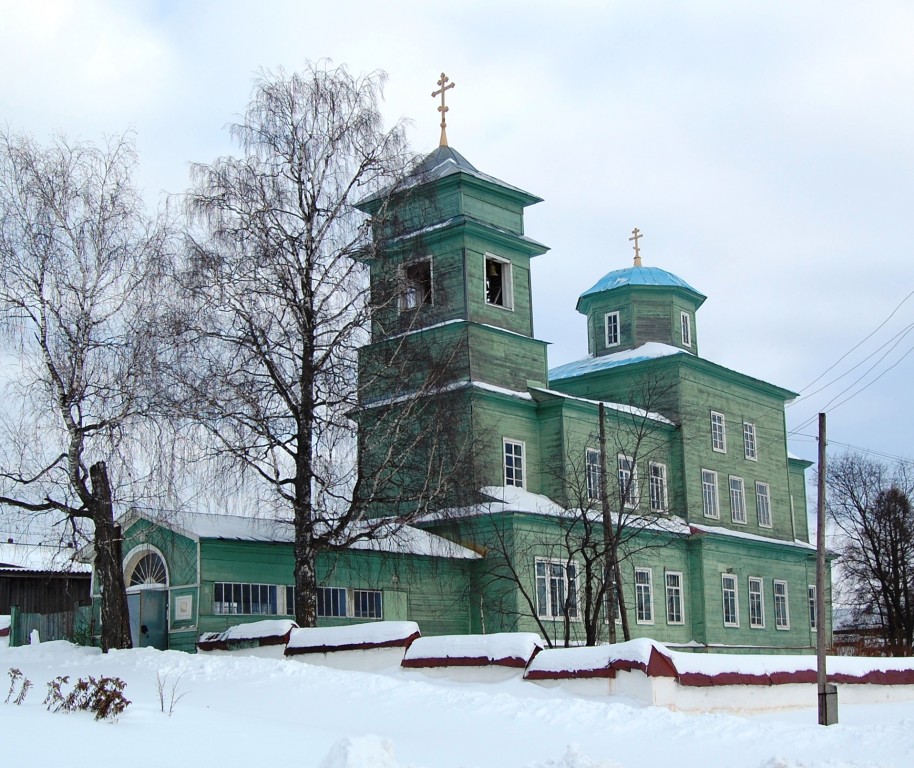 Церковь Вознесения Господня, Васильевское (Ильинский район, Пермский край). общий вид в ландшафте