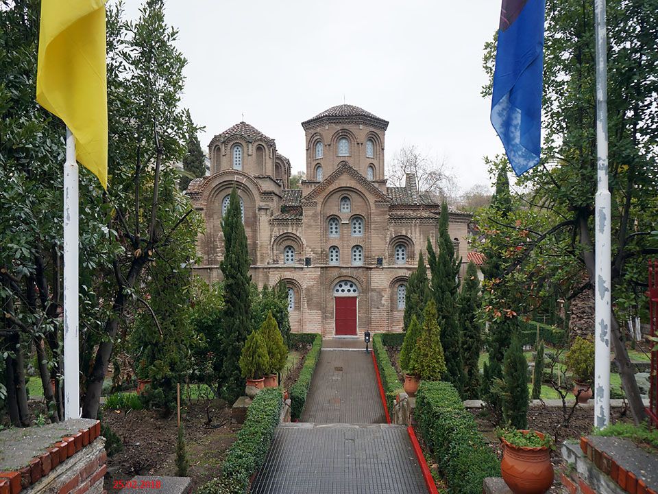 Салоники (Θεσσαλονίκη). Панагия Халкеон (Богородица медников). фасады