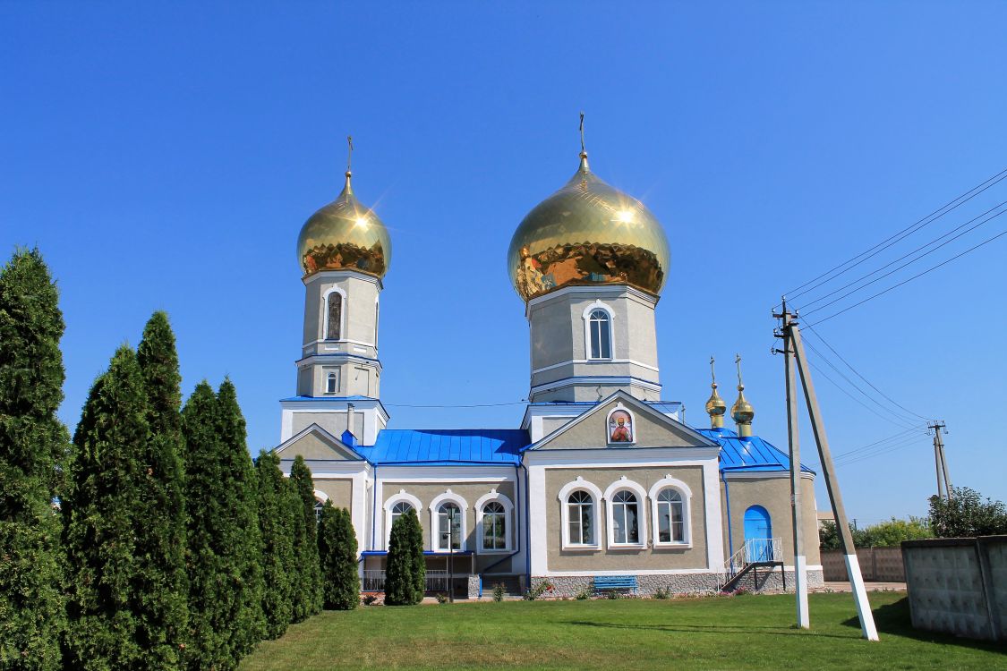 Чернянка. Церковь Успения Пресвятой Богородицы. фасады