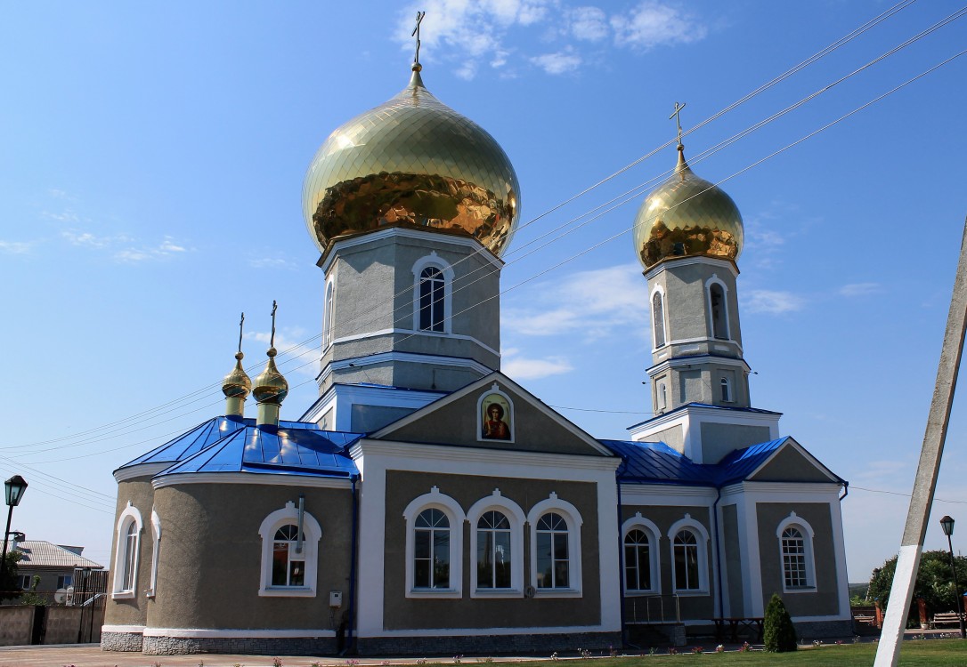 Церковь Успения Пресвятой Богородицы, Чернянка (Чернянский район, Белгородская область). фасады