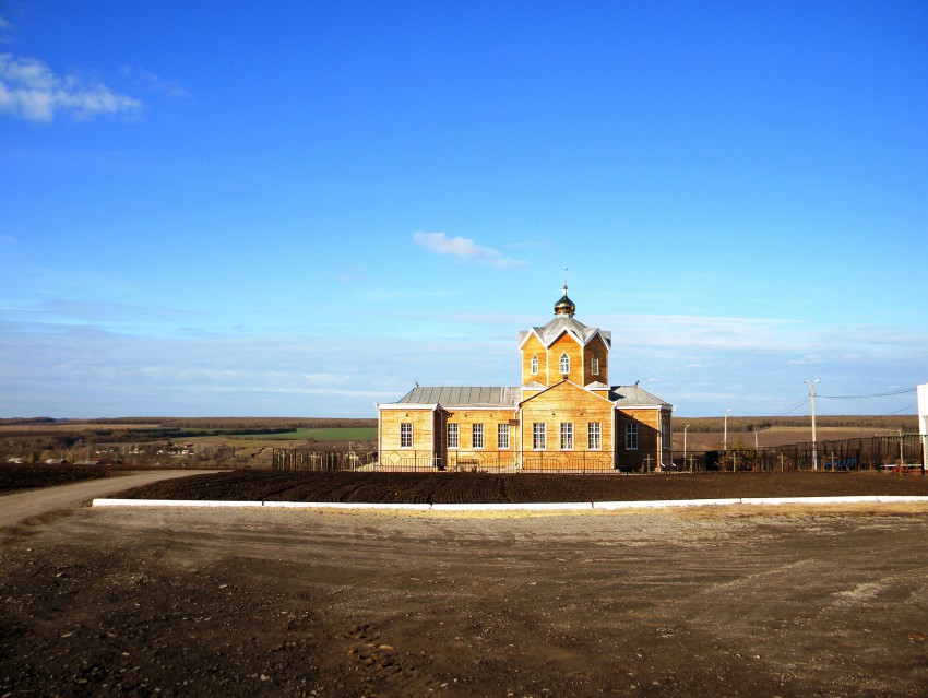 Церковь Покрова Пресвятой Богородицы, Захарово (Чернянский район, Белгородская область). общий вид в ландшафте