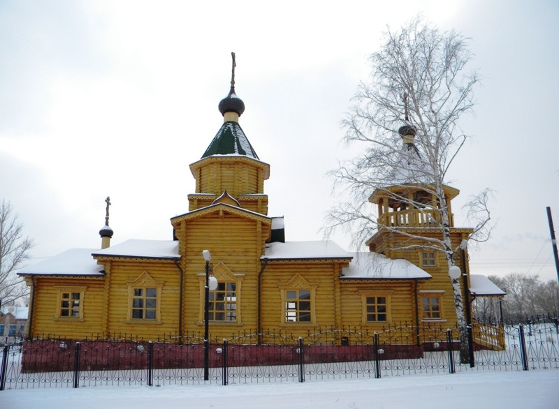 Церковь Троицы Живоначальной, Малотроицкое (Чернянский район, Белгородская область). общий вид в ландшафте