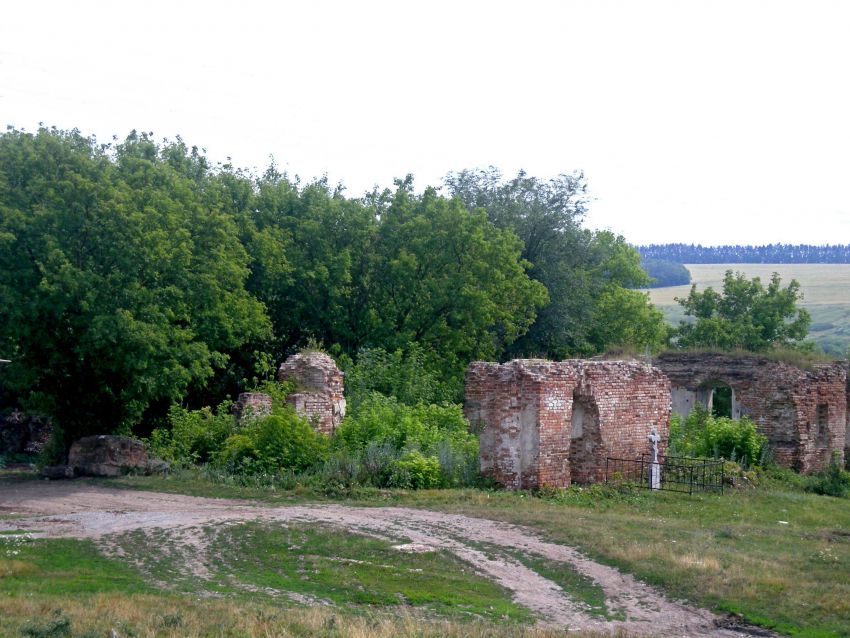 Церковь Троицы Живоначальной, Ольшанка (Чернянский район, Белгородская область). общий вид в ландшафте