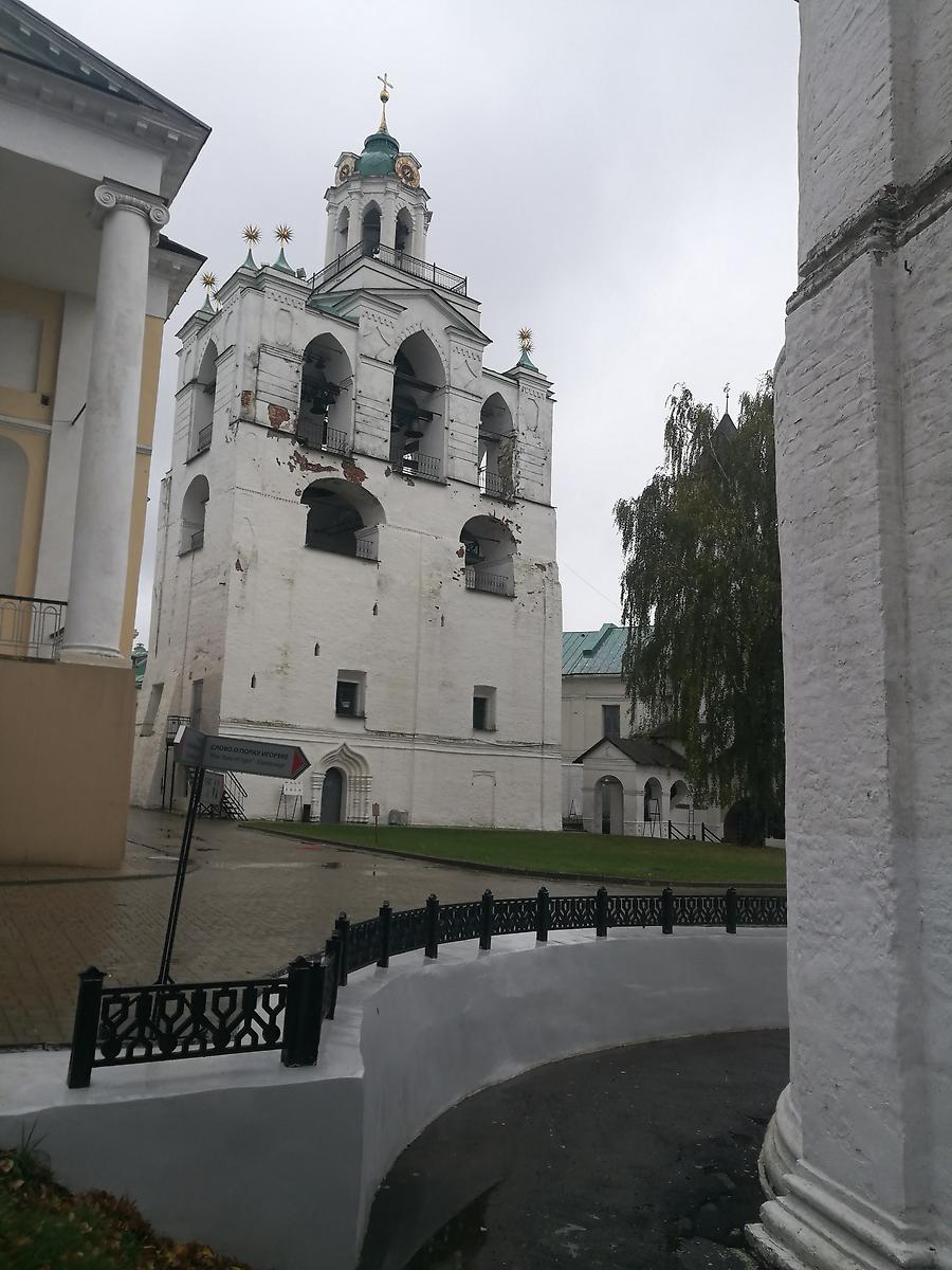 фасады. Спасо-Преображенский монастырь. Звонница с церковью Печерской иконы Божией Матери, Ярославль (Ярославль, город, Ярославская область)