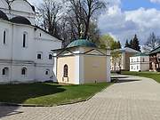 Ярославль. Спасо-Преображенский монастырь. Часовня Трифона, епископа Ростовского