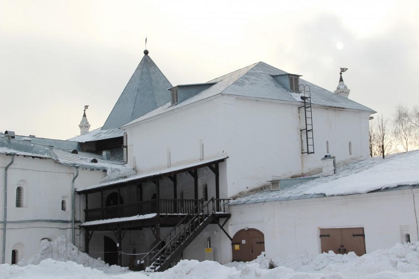 Вологда. Архиерейский двор. архитектурные детали, Пятницкая башня