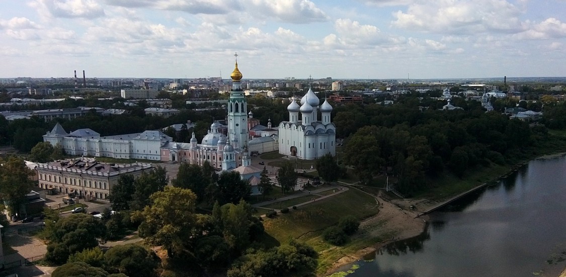 Вологда. Архиерейский двор. документальные фотографии