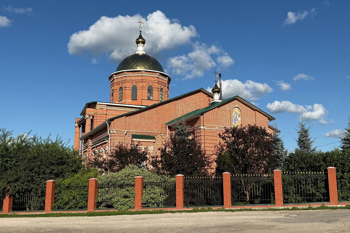 фасады. Церковь Рождества Христова, Мокрый Корь (Ясногорский район, Тульская область)