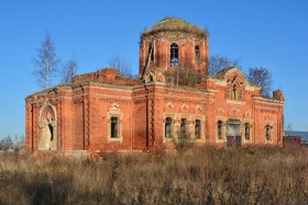 Денисово. Церковь Покрова Пресвятой Богородицы